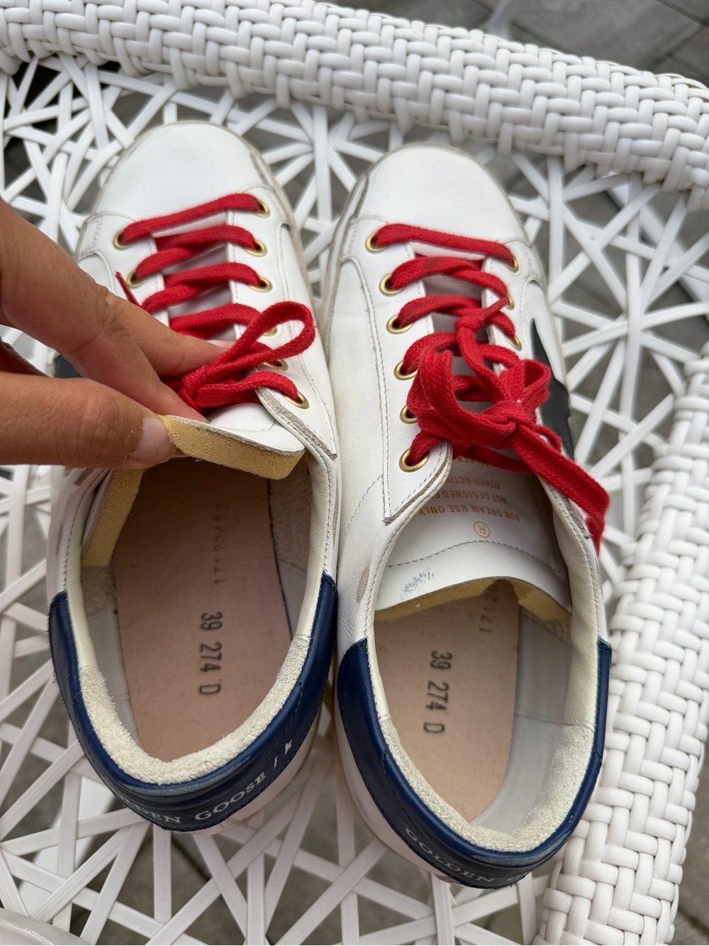 Golden Goose White women’s Sneakers with Red Laces and Navy Heelttga - Picture 9 of 11